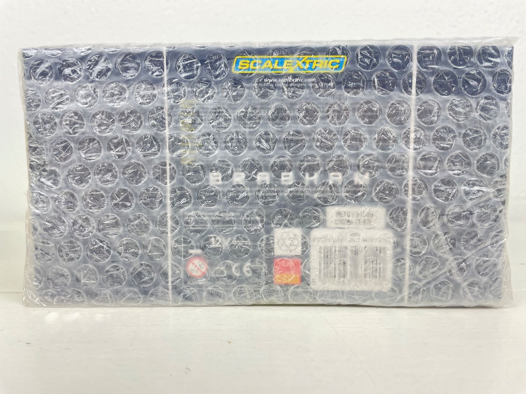 Piste: Scalextric C3588A Brabham BT-26/3 - UNOPENED BOX! – Nuovo (secondo la descrizione) da Genthod venduto da lightyear63 4