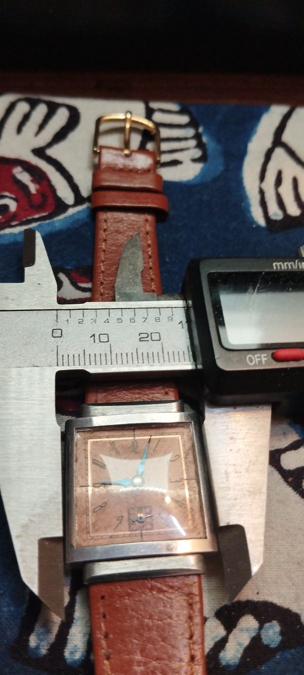 Orologi: Montre années 30's – Usato da La Chaux-de-Fonds venduto da jac_9llg 8