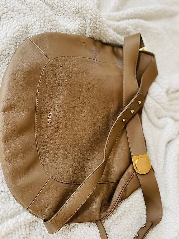 Sacs femmes: Sac Furla en cuir  – Neuf avec emballage d'origine à Châtel-St-Denis par jin_9ycy