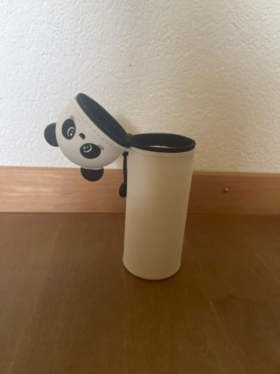 Legami Sonstiges Schreiben & Zeichnen: Legami Panda Etui – Gebraucht aus Bern von Kanu21 1