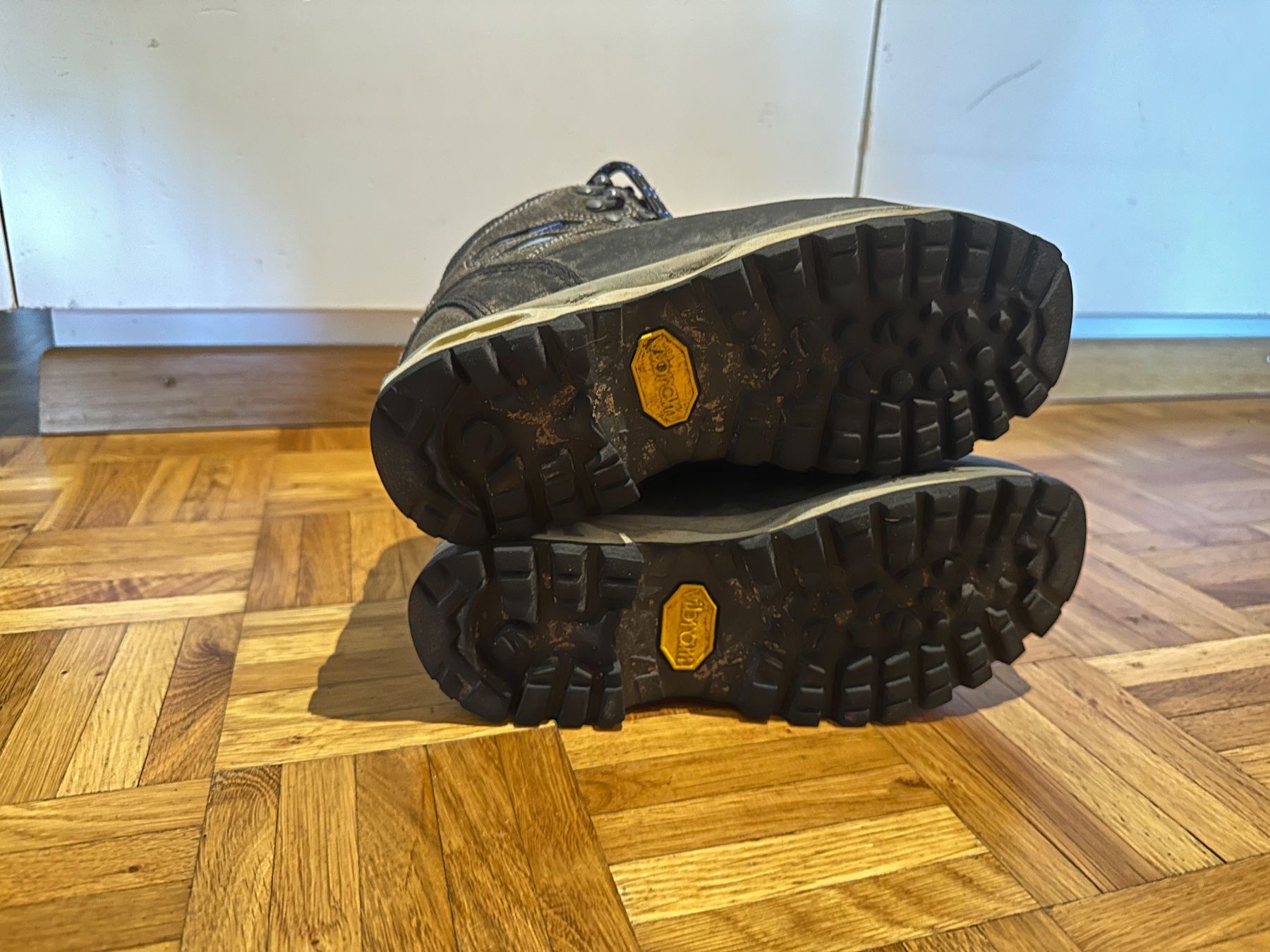 Meindl Scarpe da uomo: Wanderschuhe von Meindl ca. Gr. 36 – Usato da Winkel venduto da Tatanof 5