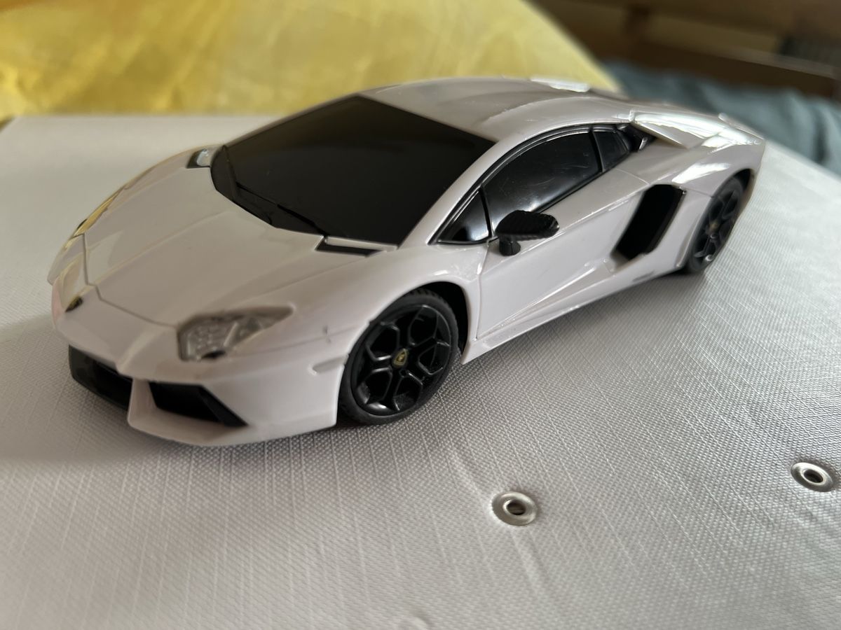 Giocattoli: Lamborghini aventador  – Usato da Schaffhausen venduto da Colink18