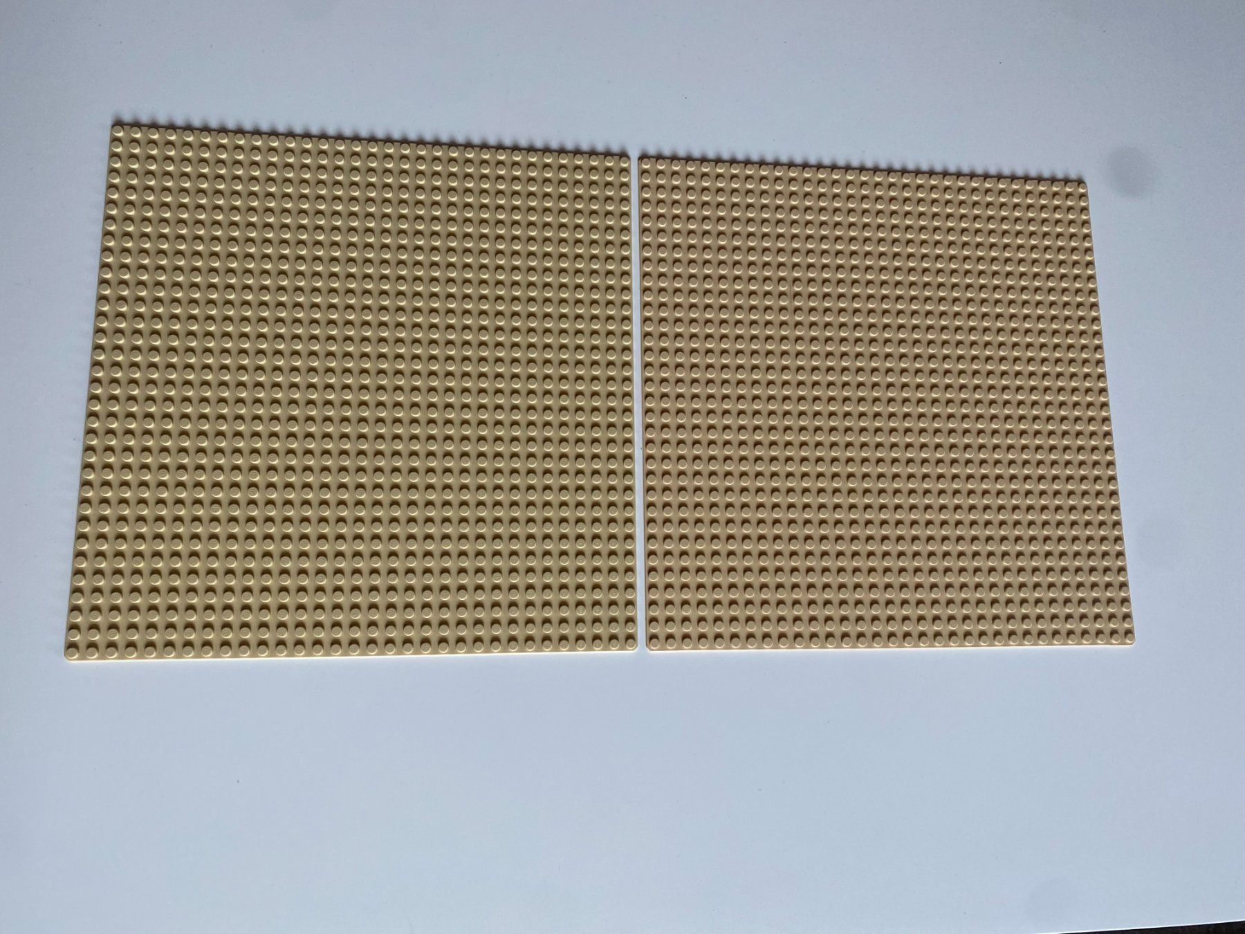 Lego Giocattoli: LEGO - 2 - TOLLE - BEIGE - GRUNDPLATTEN – Usato da Gelterkinden venduto da ajdt4