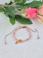 Elegantes, handgefertigtes Armband mit Olivin-Akzenten