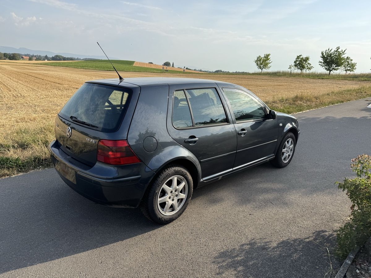 VW Automobili: Vw Golf 4 1.6 – Usato da Mattstetten venduto da Janick12 3