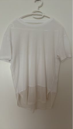 White T-Shirt Size S/M good condition