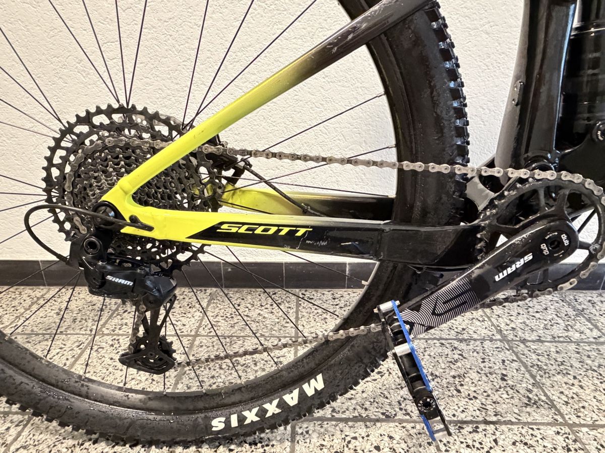 Scott Vélos: Scott Spark 950 Top MTB L – D'occasion à Stansstad par 91PD 6