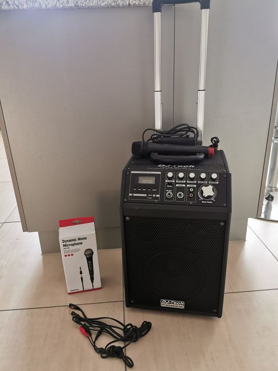 Tolle Party Musikbox mit Funkmikrofon und Zubehör (Gebraucht) in ...