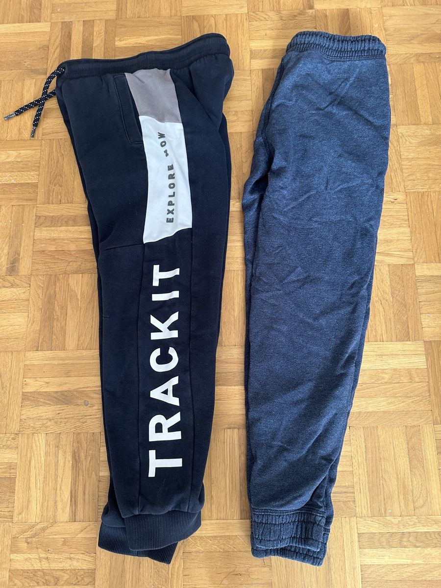 Lotti & Set di vestiti: 4 Trainerhosen  – Usato da Münchenstein venduto da egi4142