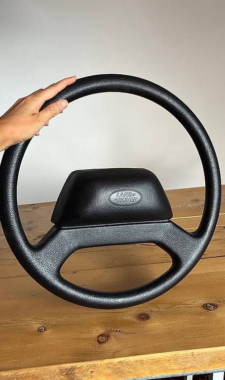 Alle Autoersatzteile: Volante Land Rover  – Gebraucht aus Massagno von sha_bkk9
