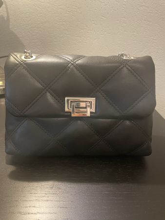 Quilted Shoulder Bag Black Chain Good Condition