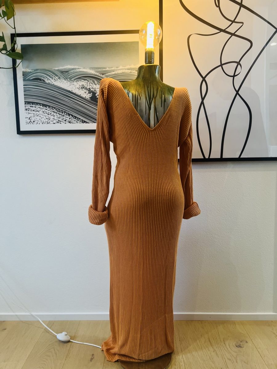 Vestiti: Kuscheliges Maxi-Strickkleid Gr.M, orange – Usato da Murten venduto da Rebelle_en_Style 1