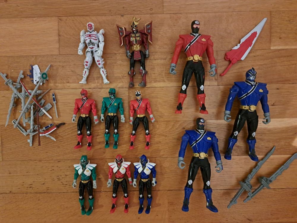 11 Power Rangers (Gebraucht) in Bergdietikon für CHF 14 – mit Lieferung ...
