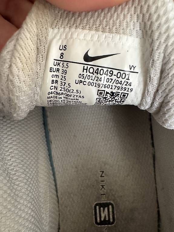 Scarpe da uomo: Nike Shox tl in schwarzweiss – Usato da Bern venduto da emi_rcd5 4