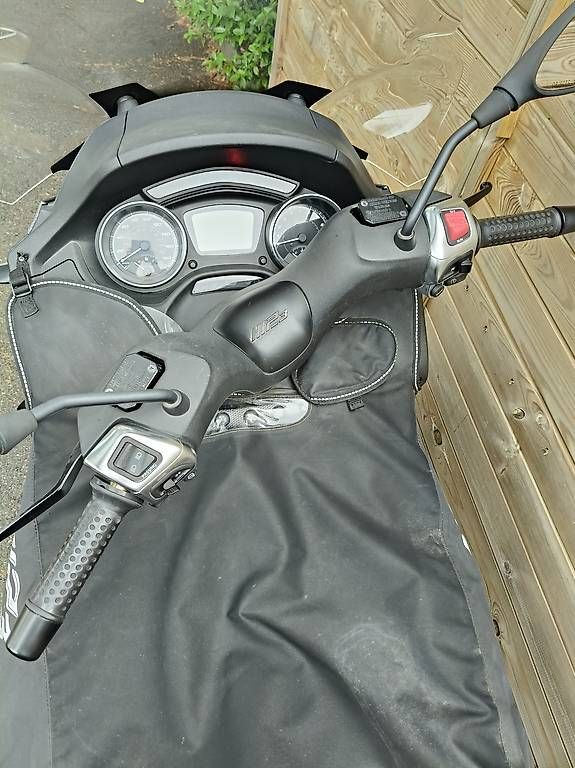 Piaggio Scooters: Piaggio MP3 400 hpe – D'occasion à Aïre par kep_2fnm 1