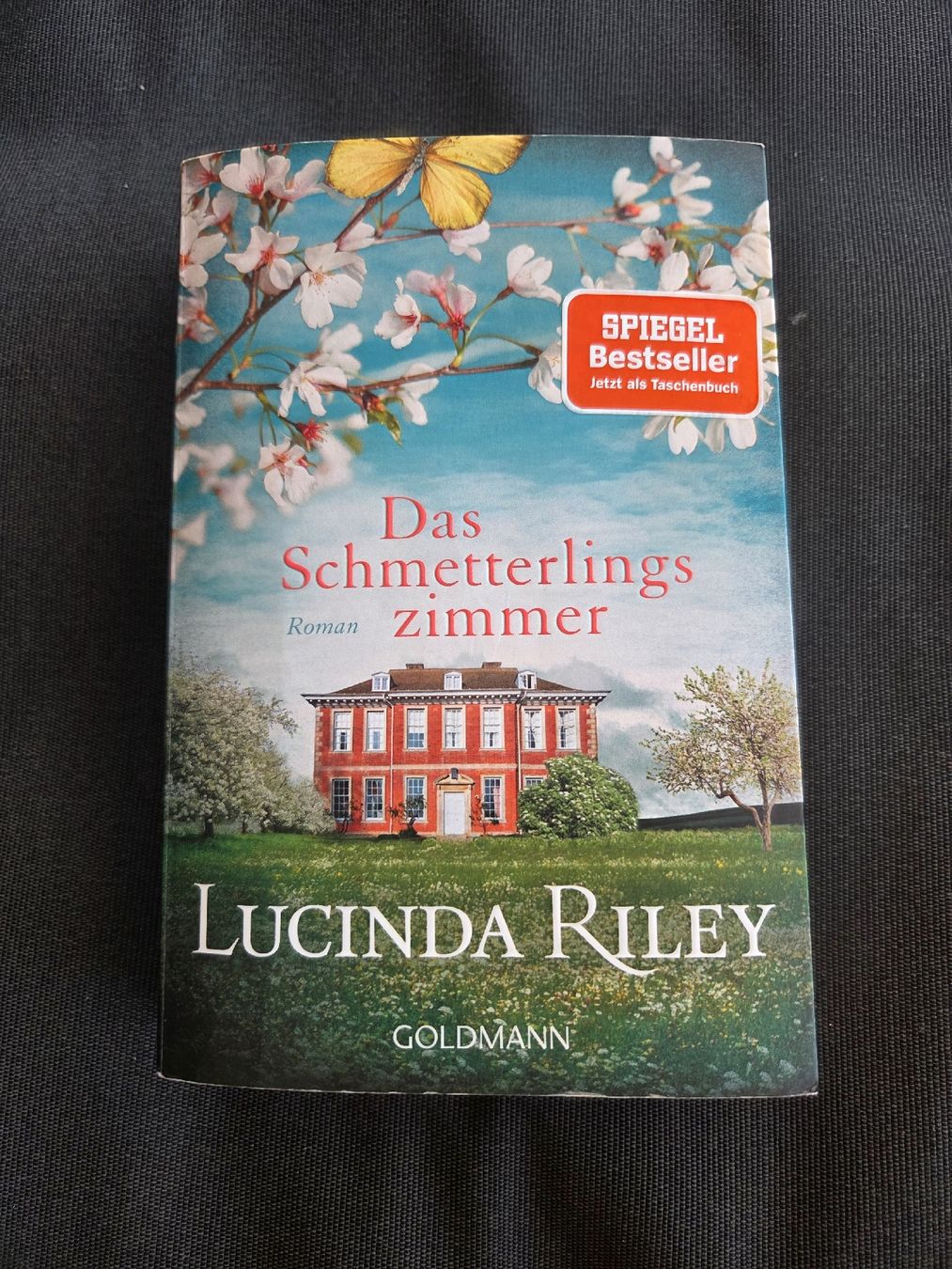 Libri: Lucinda Riley: Das Schmetterlingszimmer – Usato da Root venduto da Melissa011113