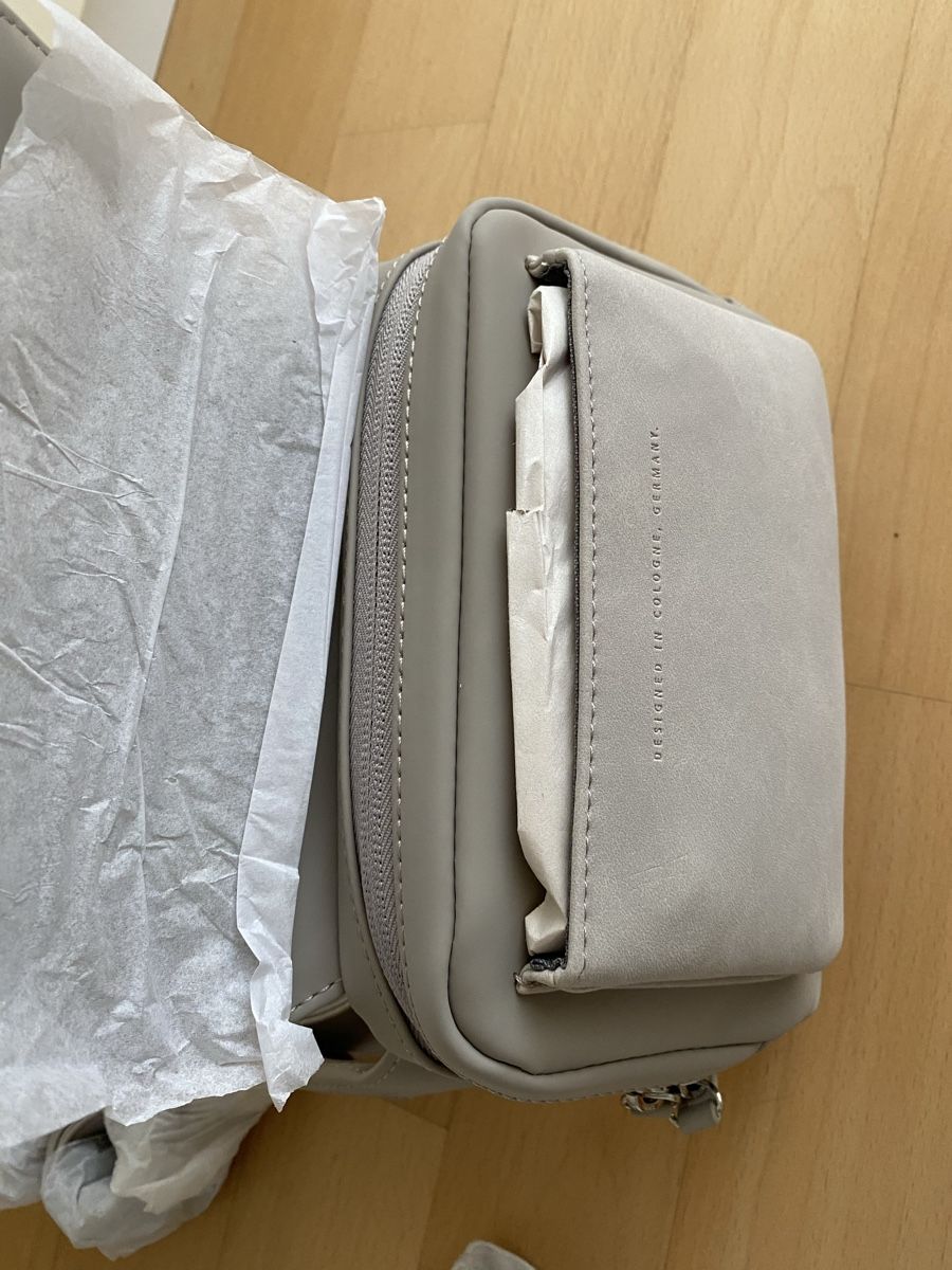 Kapten & Son Borse da donna: Kapten&Son Umhängetasche neu – Nuovo e nell'imballaggio originale da Merlischachen venduto da aly_9ncj 2