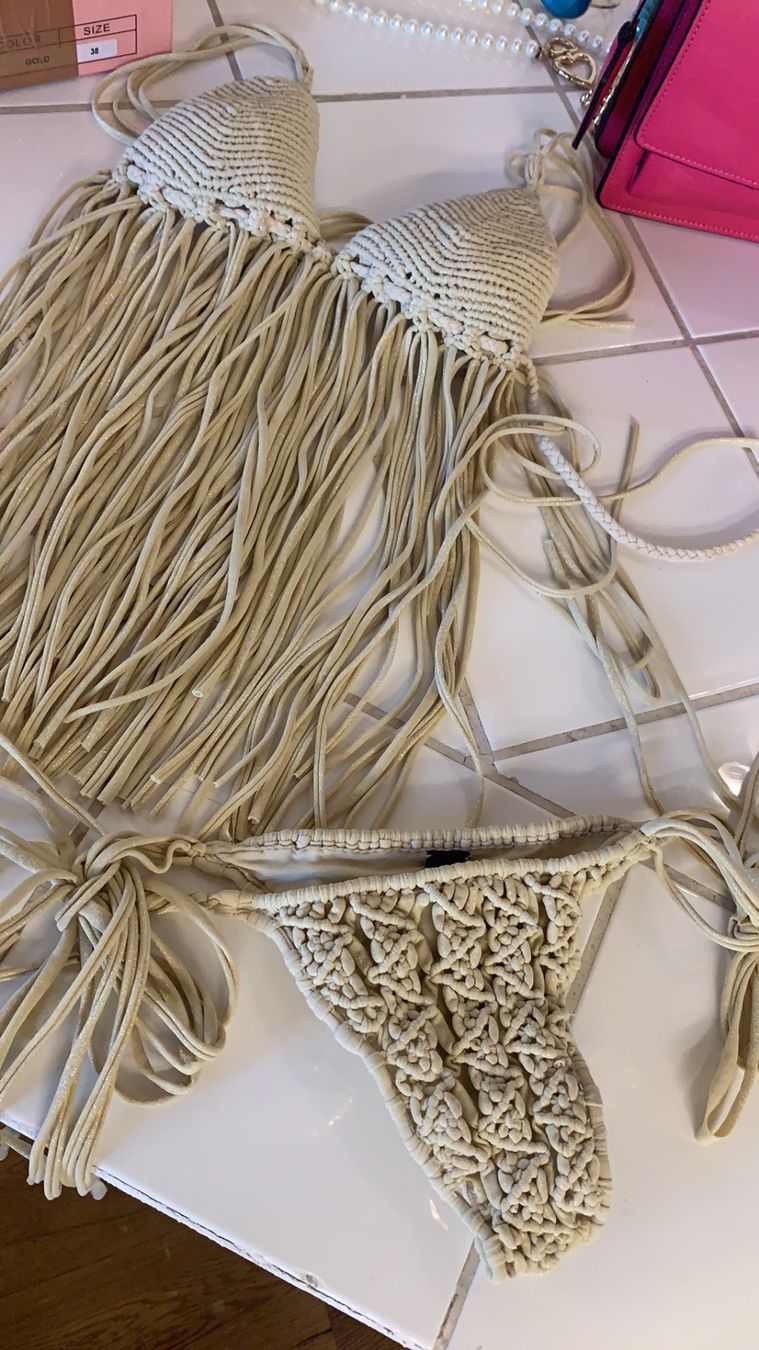 Costumi da bagno & Bikini: Crochet Swimsuit (Bikini) – Usato da Rudolfstetten venduto da Laramalna 1