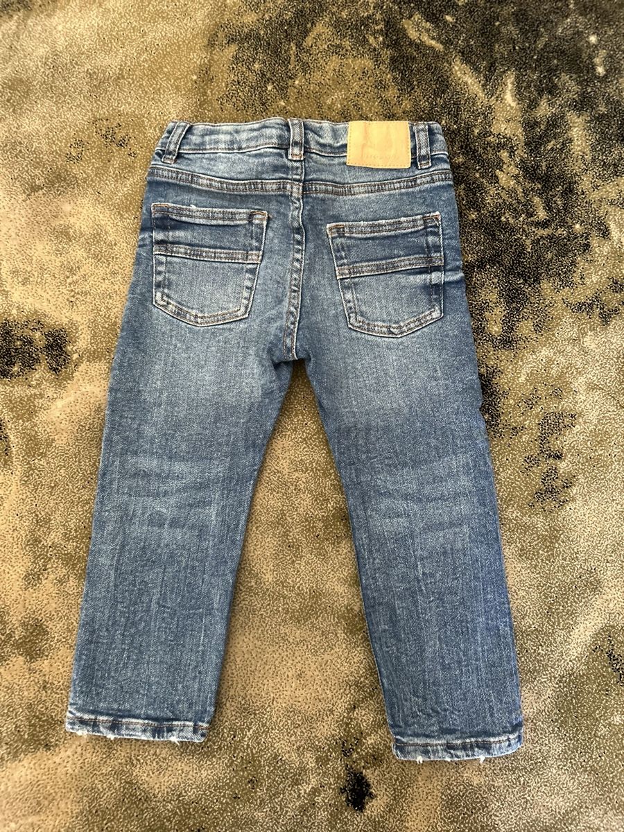 Zara Pantaloni: Zara Jeans Regular Fit - 92 – Usato da Zollikon venduto da JuRock 1