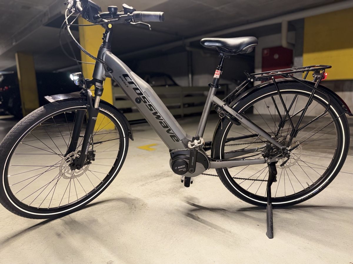Vélos: Crosswave e-Bike ab Service – D'occasion à Horw par Galaxy_x 8