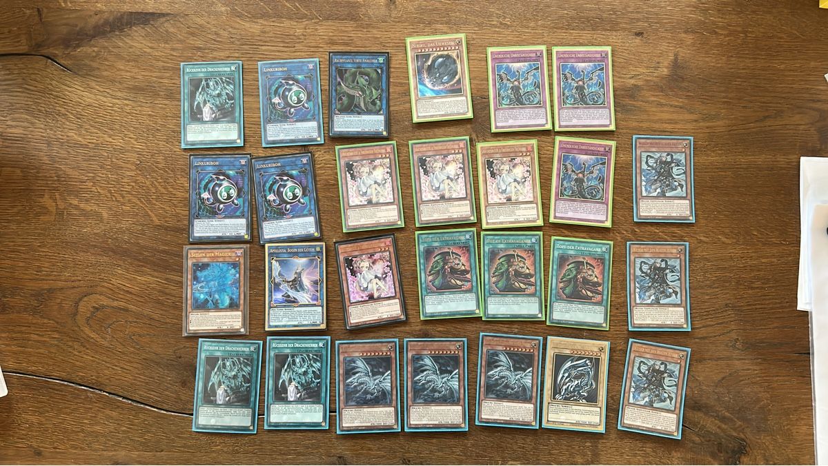 Yugioh Carte collezionabili: Yugioh Karten Sammlung – Usato da Untervaz venduto da PhilipFausch01