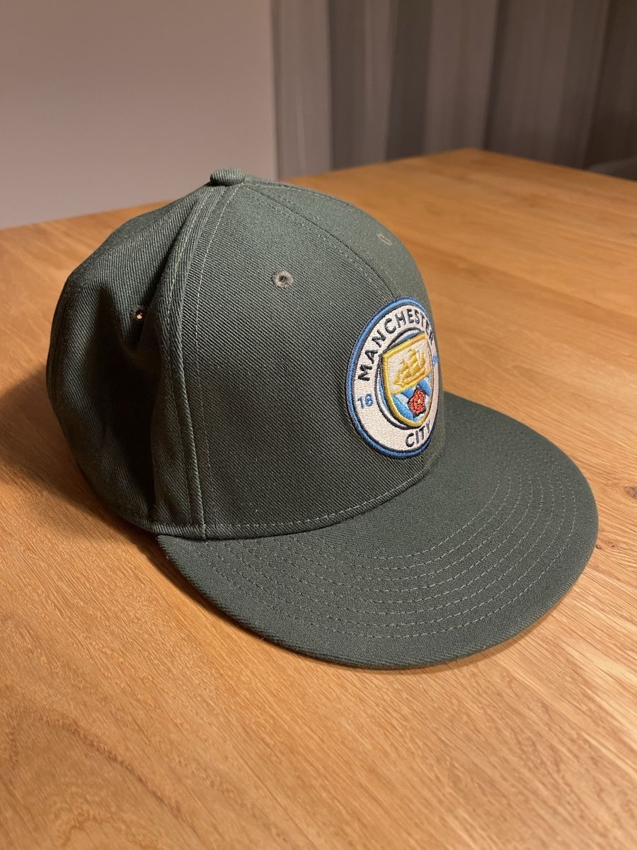 Autres vêtements & accessoires: Cap / Hut Manchester City – D'occasion à Ballwil par chieffzz 1