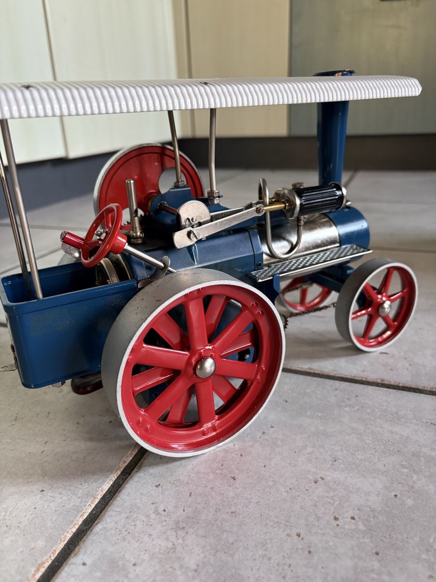 Wilesco Kit di modellismo & Modellini statici: Wilesco Dampftraktor  – Usato da Reichenbach im Kandertal venduto da rue_88nv 3