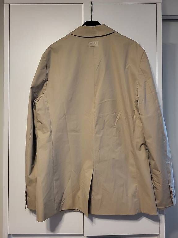 Guess Giacche: Neu Guess Blazer, Gr M – Nuovo (secondo la descrizione) da Suhr venduto da lul_87gh 1
