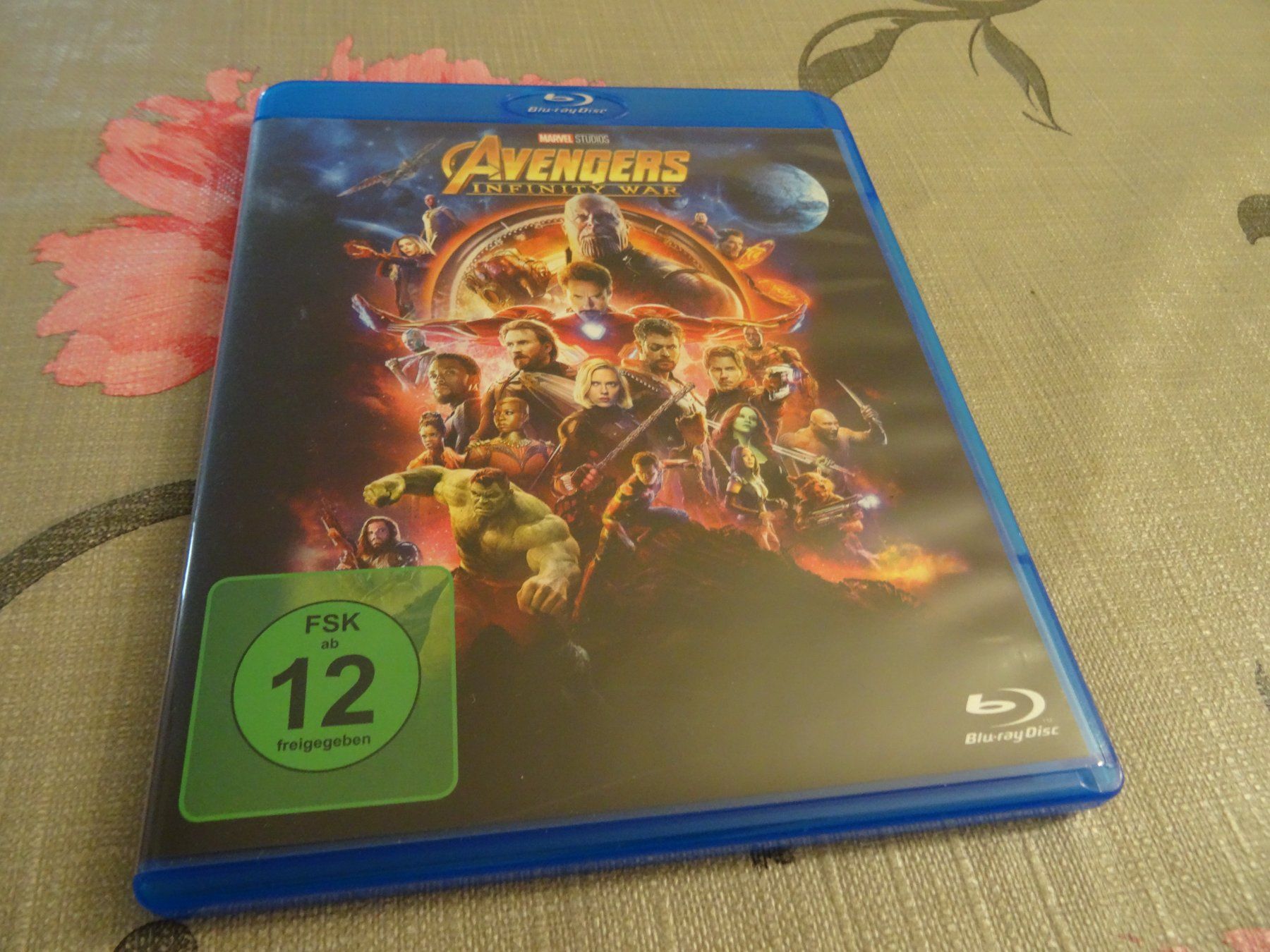 Tutti i DVDs: Avengers - Infinity War BLU-RAY – Usato da Olten venduto da Disc-Verkauf