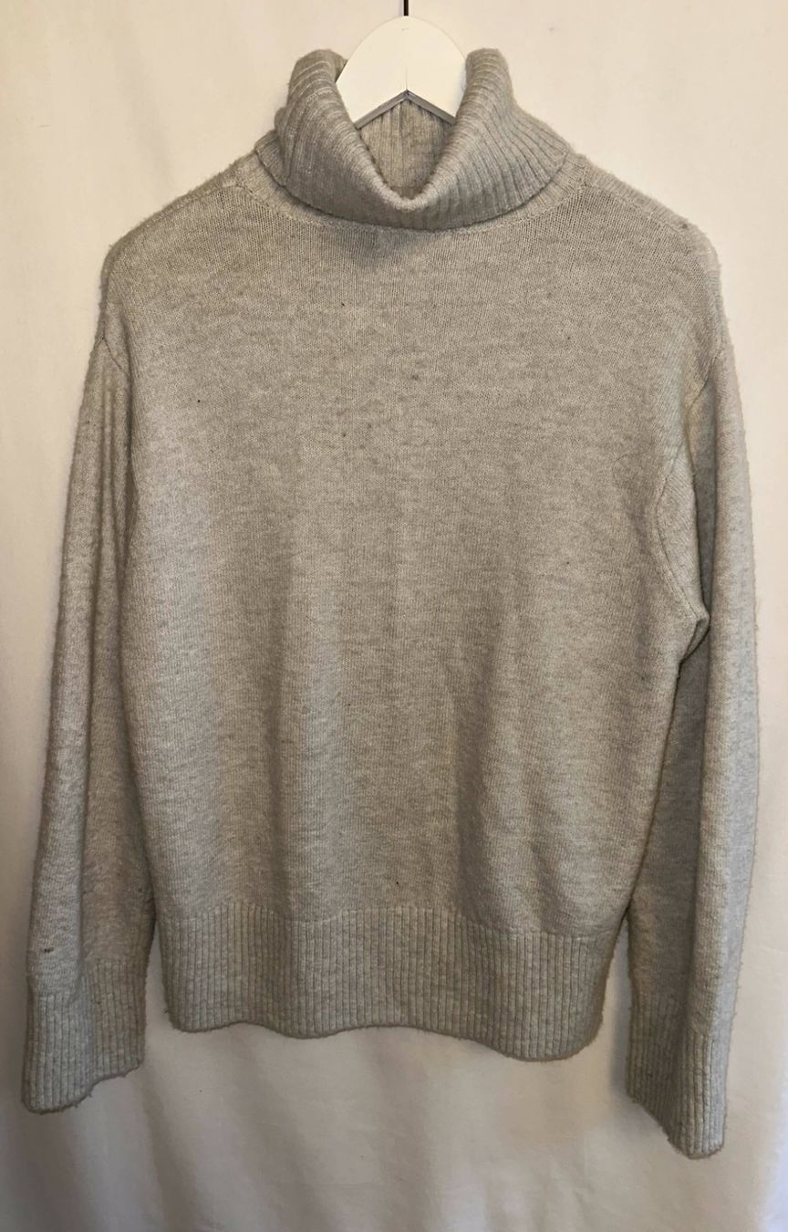 Maglioni & Felpe: Rollkragen Pullover creme hellbeige S/M – Usato da Sarmenstorf venduto da taosun 2