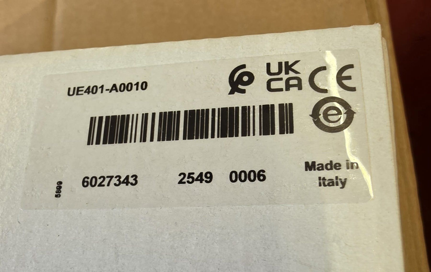 Componenti elettronici: * NEU SICK UE401-A0010 Safety Relay Controller 24V DC SIL3 C – Nuovo e nell'imballaggio originale da Fraubrunnen venduto da wol_ql9p 1