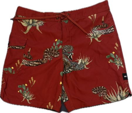 Short de bain VANS ,rouge avec motifs serpents, taille 32