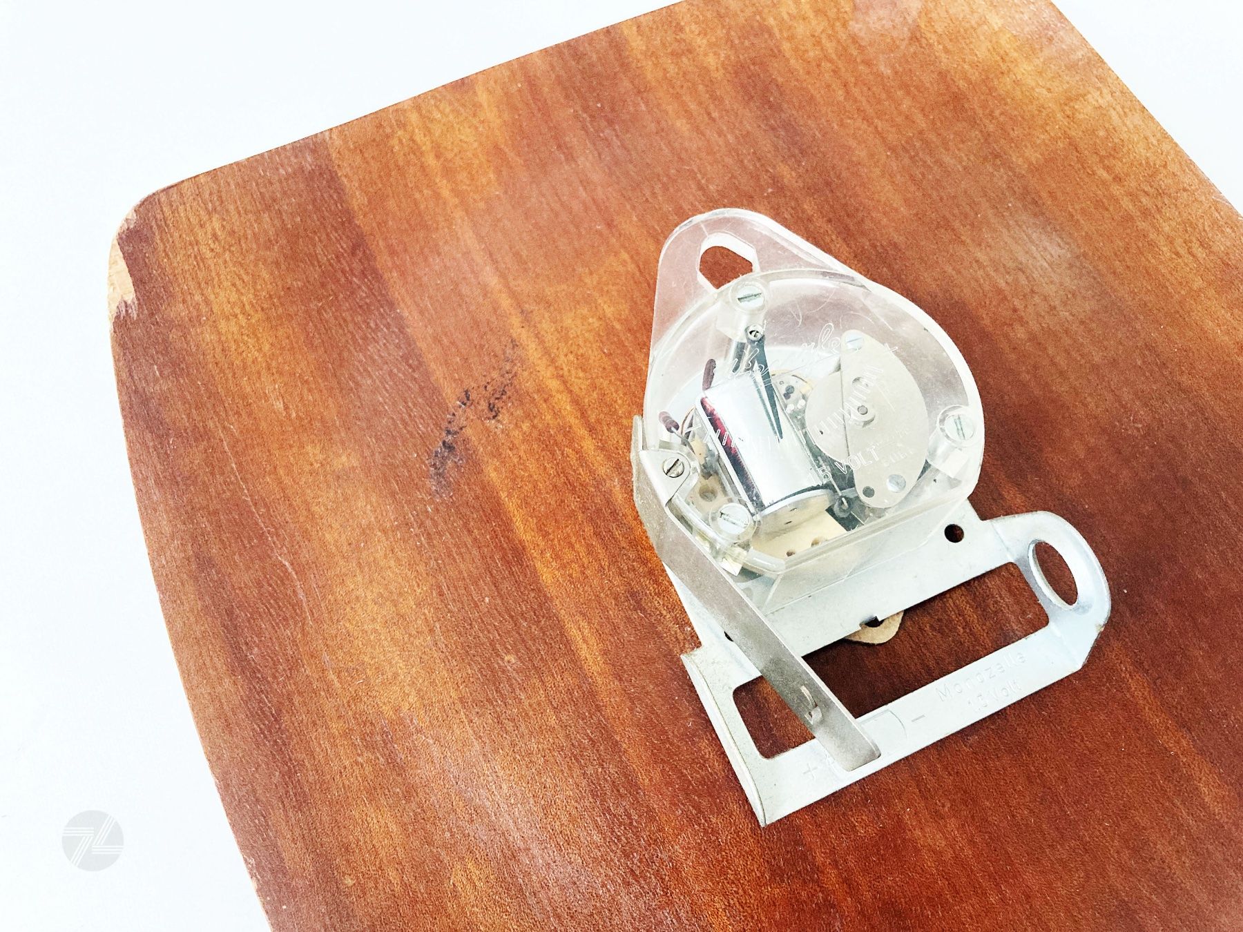 Kienzle Orologi da terra & Orologi da parete: Kienzle Automatic Wanduhr Formholz Midcentury Modern Design – Usato da Wetzikon ZH venduto da cyan74 5