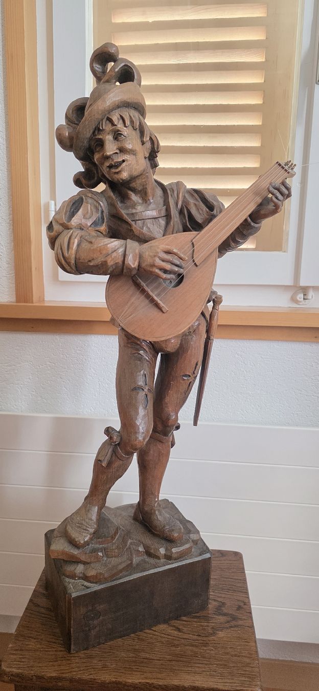 Skulpturen & Statuen: Handgeschnitzte Holzfigur, Gaukler – Gebraucht aus Wolfhalden von Nati-Nati