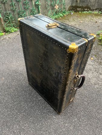 Schrankkoffer Antik