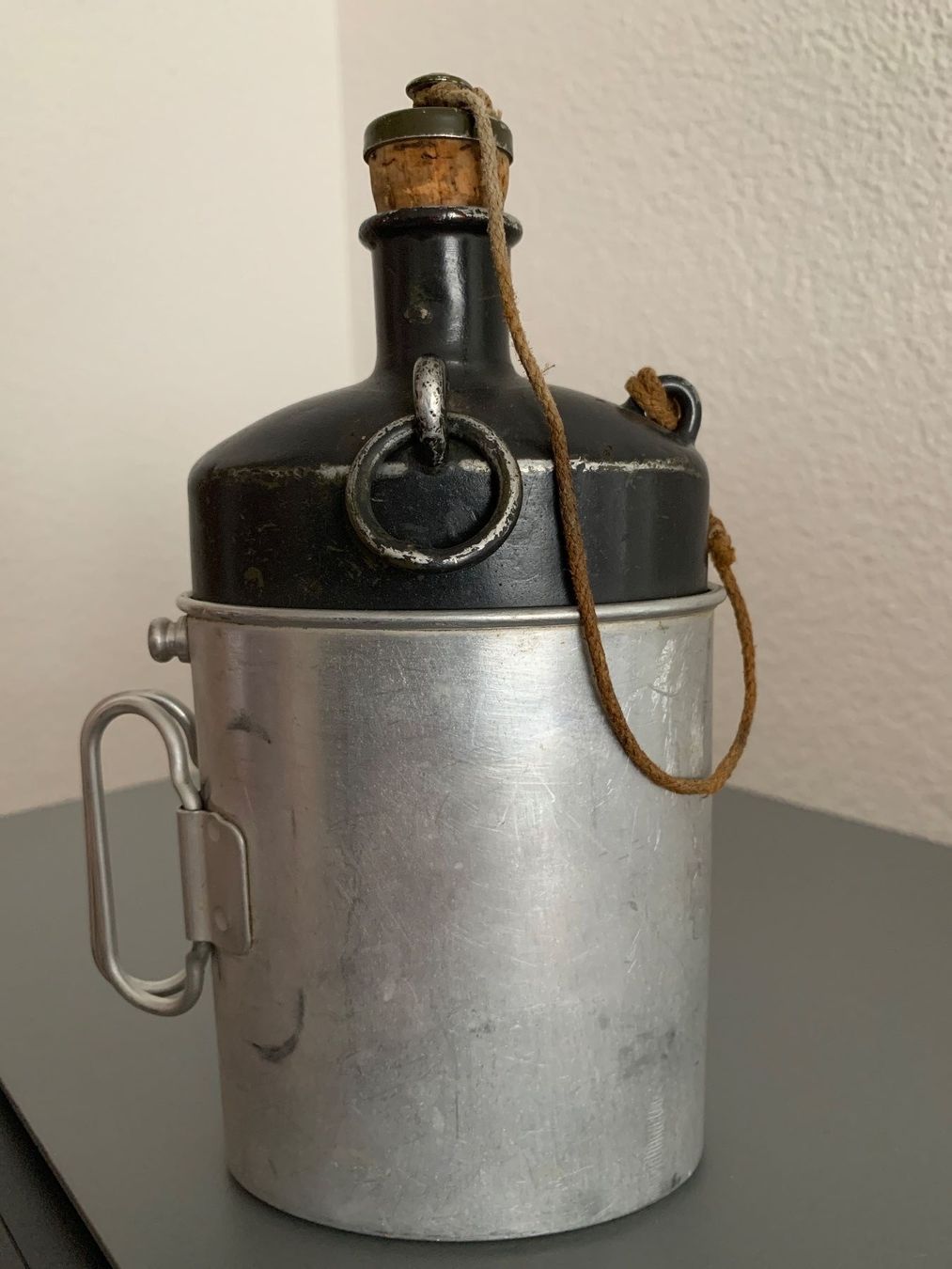 Schweizer Armee Attrezzatura & Pezzi di ricambio: ANTIKE MILITÄR FELDFLASCHE************ – Usato da Ibach venduto da lisch3