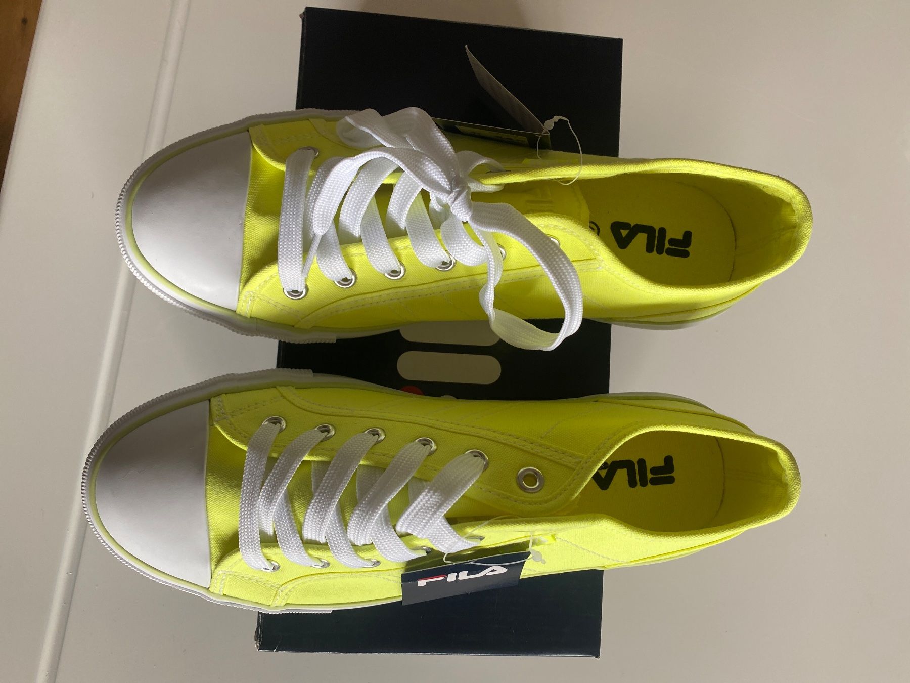 Fila Scarpe da uomo: Sneaker  FILA 41 – Nuovo (secondo la descrizione) da Läufelfingen venduto da Alles_Garantie