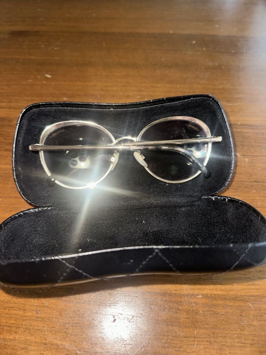Chanel Brillen & Gläser: Chanel Sonnebrille – Gebraucht aus Erlinsbach SO von VWV1 5