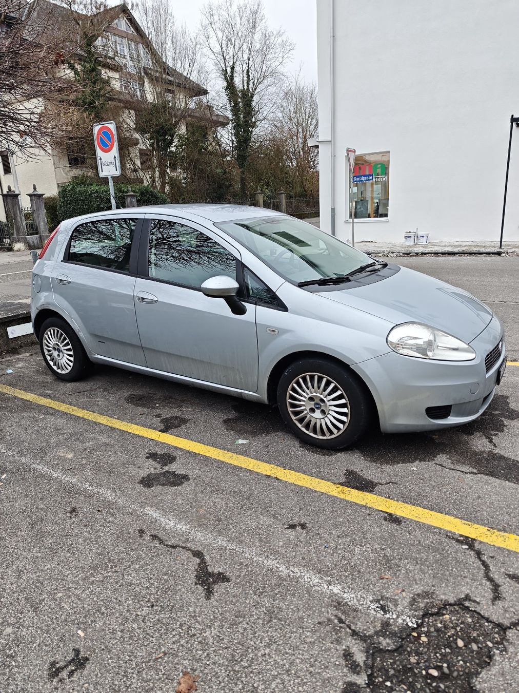 Fiat Autos: Fiat Punto 1.4 8V ab 1fr.- – D'occasion à Derendingen par Mehmeto 3