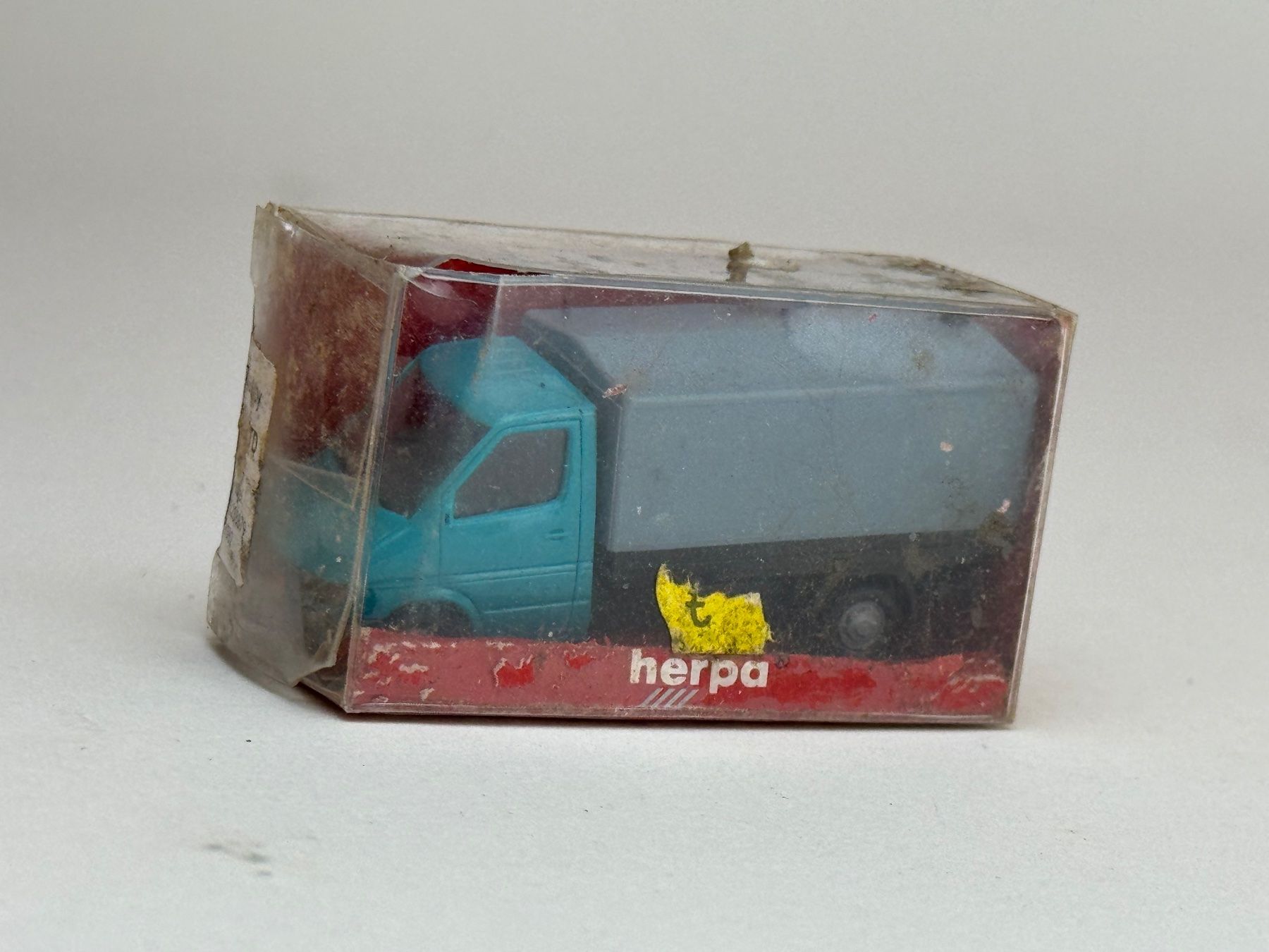 Herpa Modellautos: CH- Herpa MB Sprinter Pritsche türkis – Gebraucht aus Elm von Wikmtz