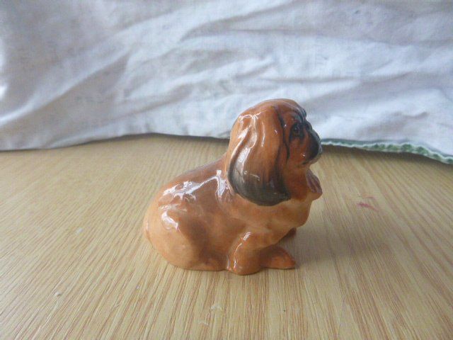 Figuren: Porzellanhunde – Gebraucht aus Neu St. Johann von Isputnik 3