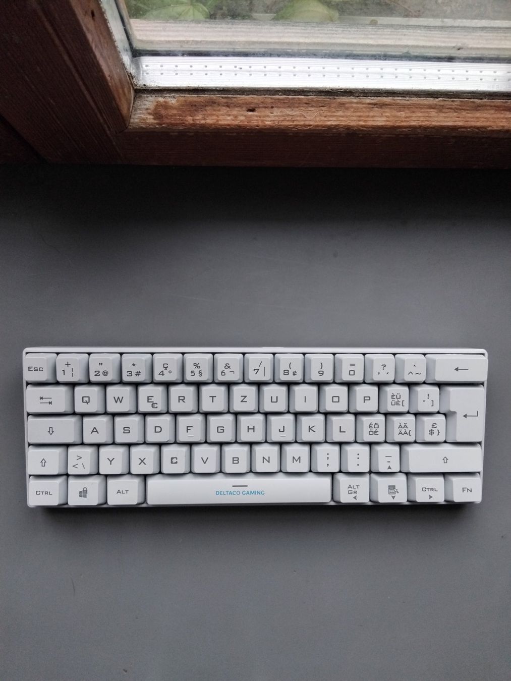 Tastiere: Tastatur – Usato da Nuglar venduto da jentel