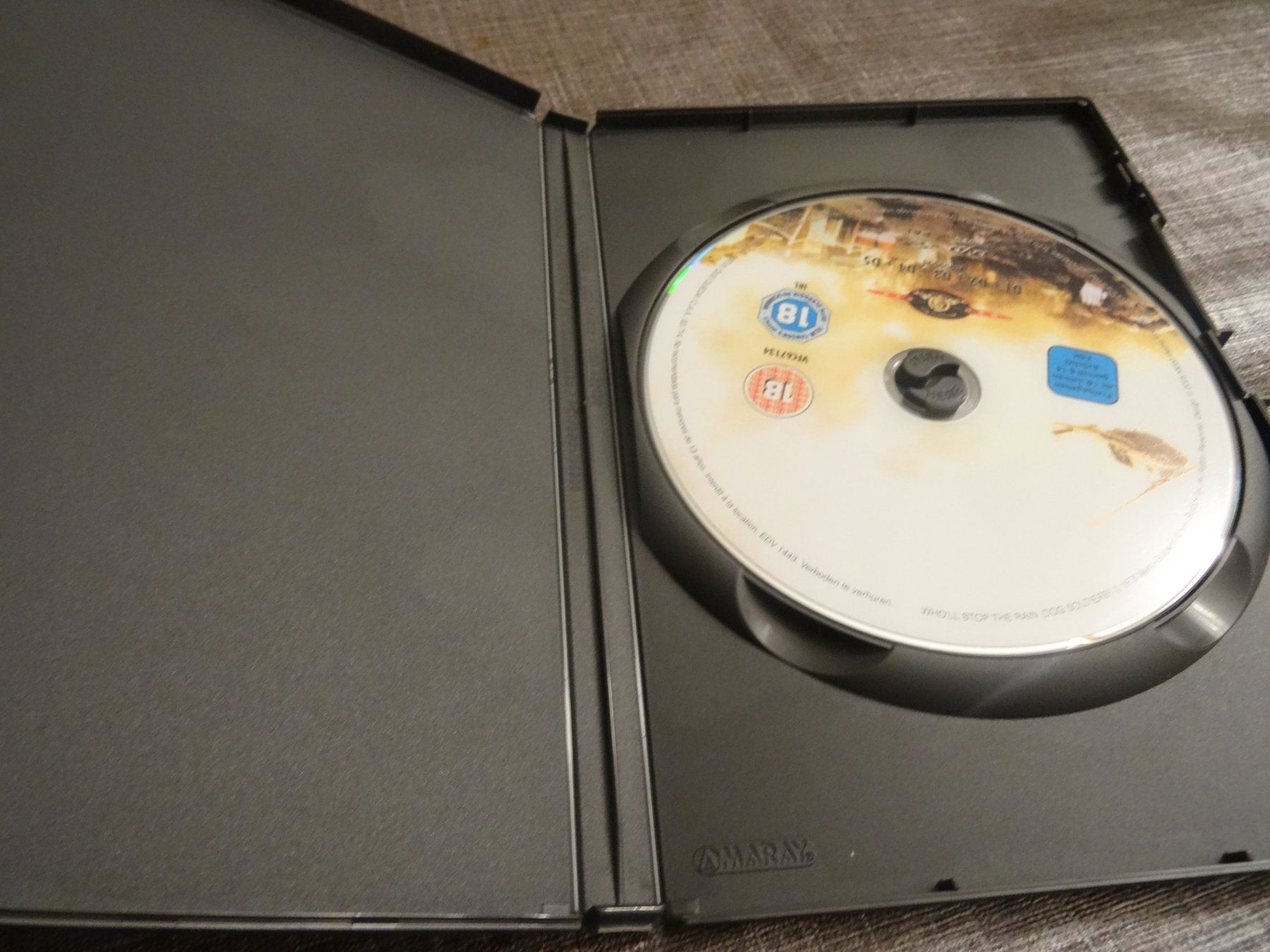 Tutti i DVDs: DVD Film Dreckige Hunde Nick Nolte – Usato da Olten venduto da Disc-Verkauf 1