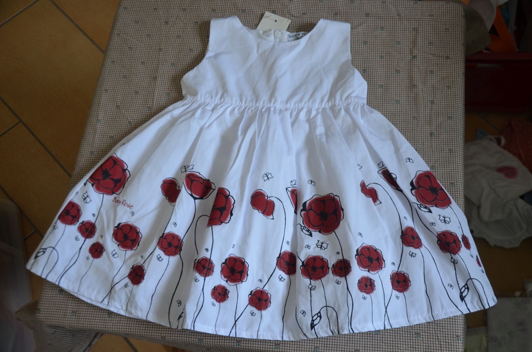 Kleider & Röcke: Baby Kleid GR 80 – Neu (gemäss Beschreibung) aus Langnau am Albis von Judithsebi