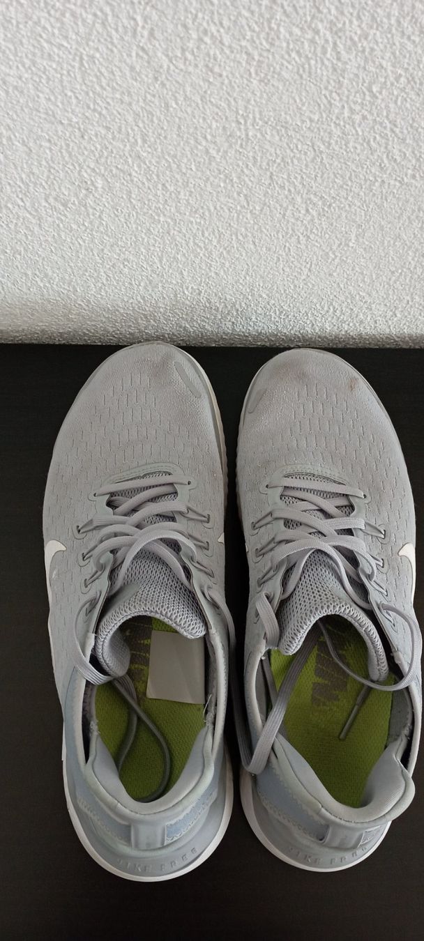 Nike Herrenschuhe: Nike Free RN – Gebraucht aus Allschwil von pri_9lsr