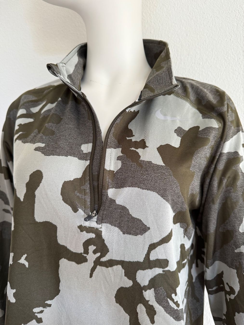 Nike Pulls & Sweat-shirts: Nike Pullover – Neuf (Voir description) à Winterthur par 19.19 1