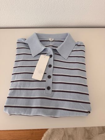 Arket Strick Polo gestreift hellblau Grösse M neu