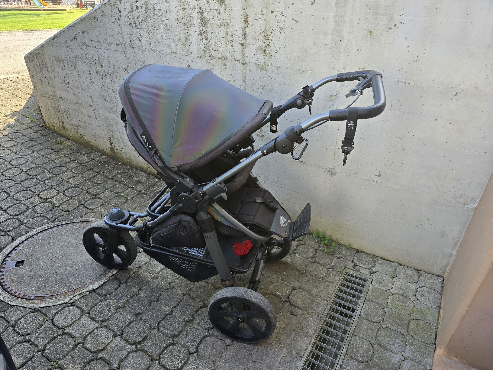 Tfk Carrozzine: Kinderwagen Tfk – Usato da Hellikon venduto da svirus1000