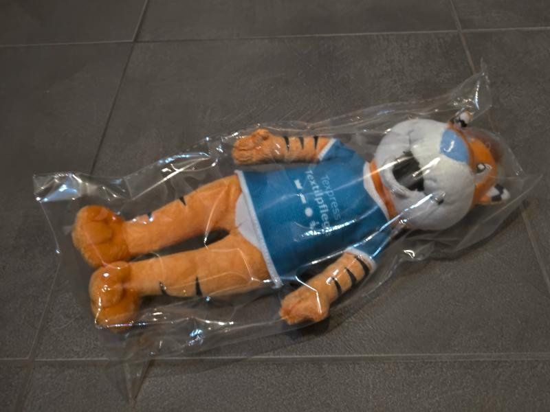 Giocattoli: Plüschfigur Tiger "Texpress Textilpflege" 26cm – Nuovo e nell'imballaggio originale da Oberbuchsiten venduto da Peterkeist 1
