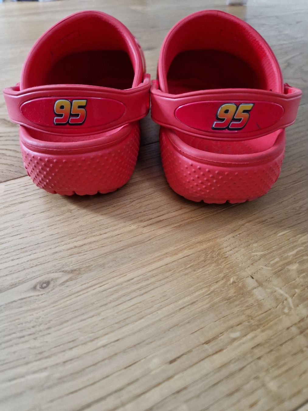 Crocs Scarpe per ragazzi: Crocs Confort Lightning MC Queen Gr. J1 – Nuovo (secondo la descrizione) da Davos-Dorf venduto da Bpelikan 3